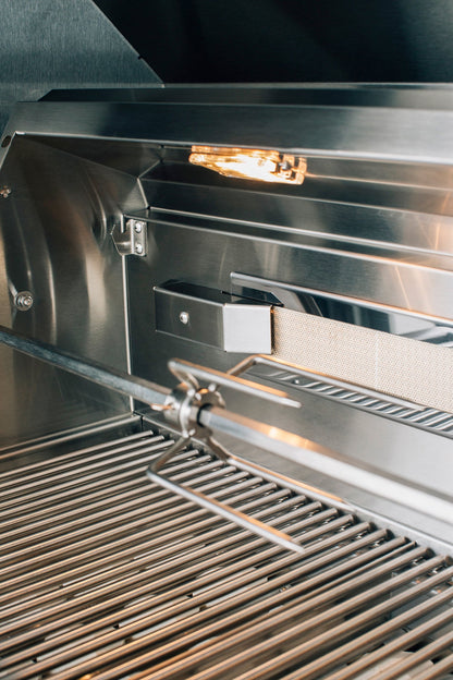 American Made Grills Alturi 30" Built-In Gas Grill