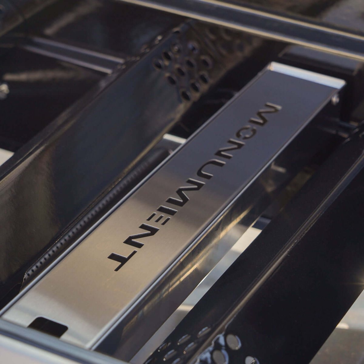 Monument Grills Denali 605Pro Stainless Smart Propane Gas Grill