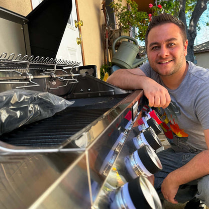 Monument Grills Denali 605Pro Stainless Smart Propane Gas Grill