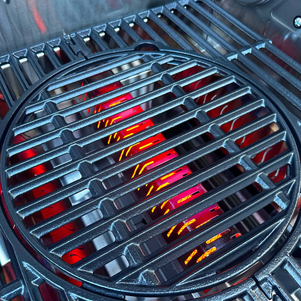 Monument Grills Denali 605Pro Stainless Smart Propane Gas Grill