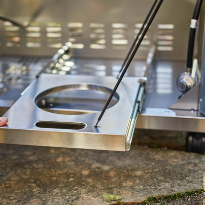 Monument Grills Denali 605Pro Stainless Smart Propane Gas Grill