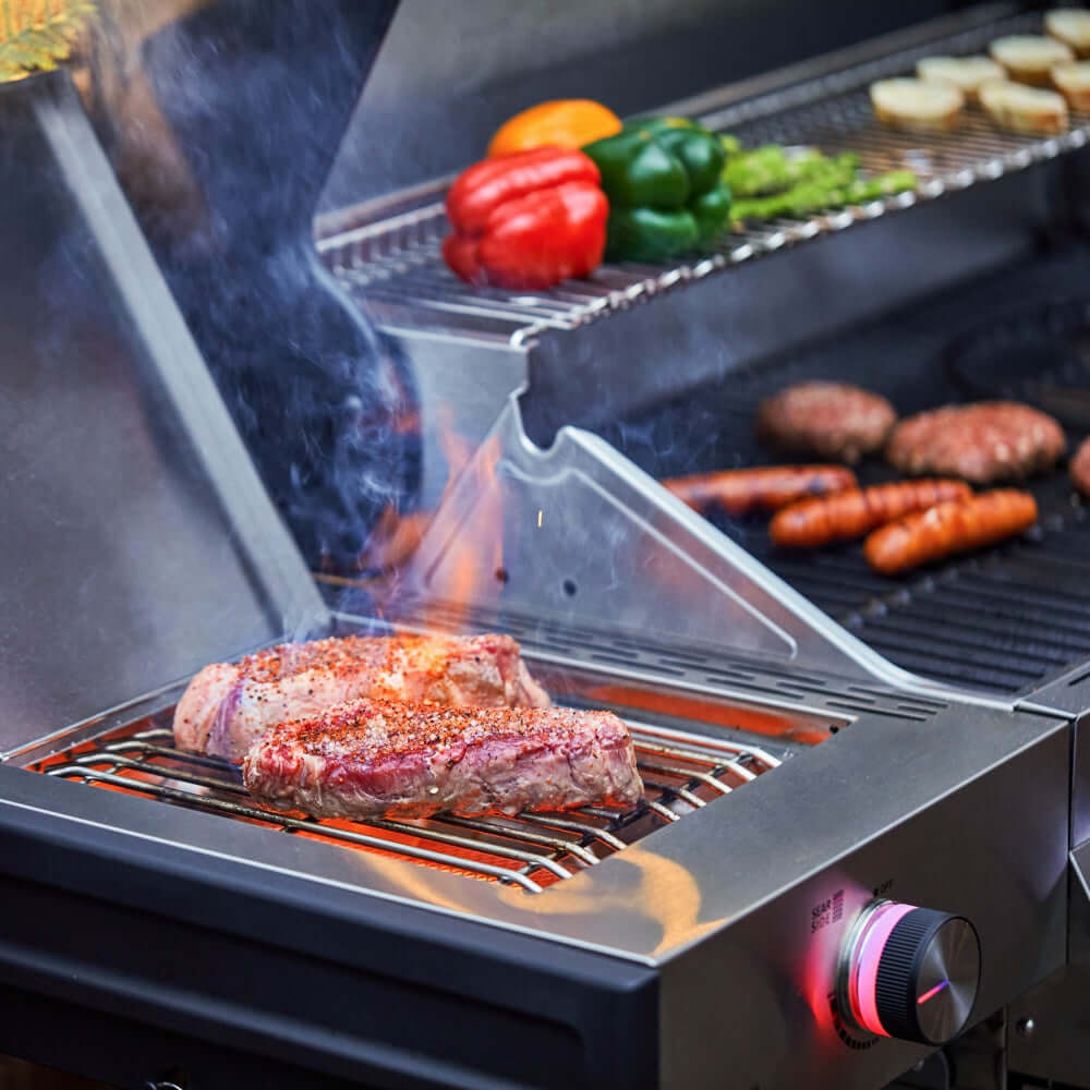 Monument Grills Denali 605Pro Stainless Smart Propane Gas Grill